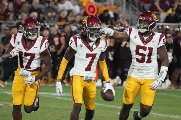 Another inconsistent defense threatens to ground No. 9 USC s